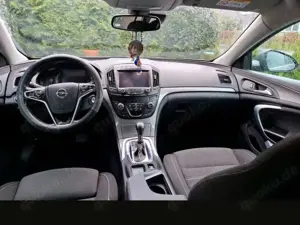 Opel Insignia Insignia 1.6 CDTI Sports Tourer Aut. Selection Bild 2 Opel Insignia Insignia 1.6 CDTI Sports Tourer Aut. Selection Bild 2