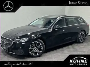 Mercedes-Benz E 200 T Avantgarde Pano+Distr+LED+Totw+Kamera