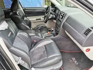 Chrysler 300C 300C Touring Touring SRT8 6.1 Automatik Bild 2