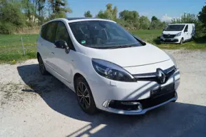 Renault Grand Scenic Bose PDC AHK PANO
