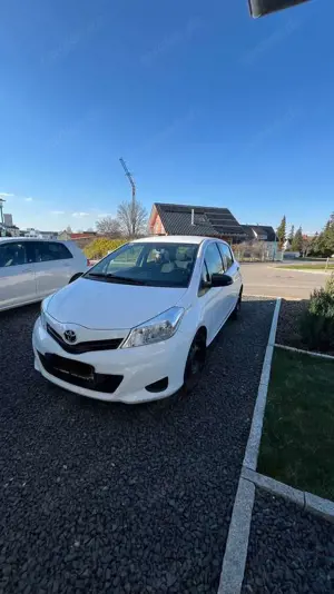Toyota Yaris 1.33 VVT-i Club