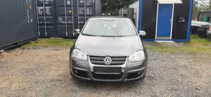Volkswagen Jetta Comfortline 2.0 Benzin Bild 2