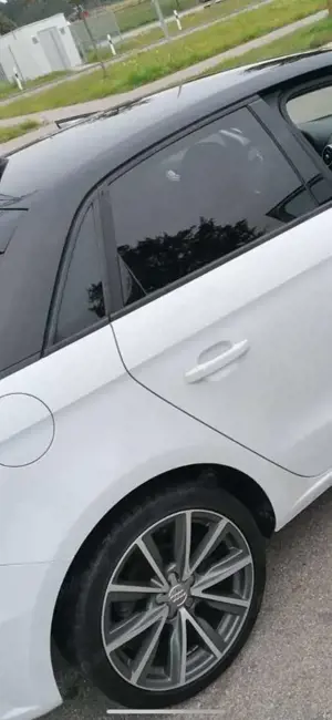 Audi A1 1.6 TDI Sportback S tronic sport