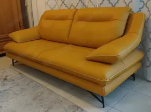 Hochwertiges Leder-Sofa in warmem Gelb (Calia Italia: Cezanne) Bild 2