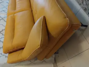 Hochwertiges Leder-Sofa in warmem Gelb (Calia Italia: Cezanne) Bild 4