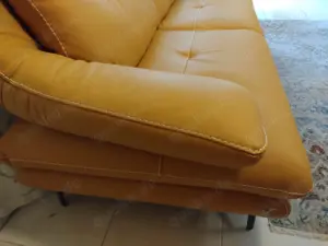 Hochwertiges Leder-Sofa in warmem Gelb (Calia Italia: Cezanne) Bild 6