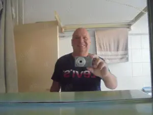 Suche Asiatin die mit mir in ihr Heimatland für immer auswandern will!