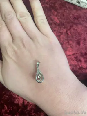 Kettenanhänger Silber mit Granat-Steinen, 835 Bild 2