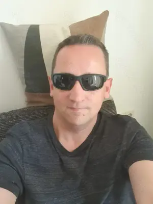 Ich suche Freundschaft + Affaere + Abenteuer + mit Frauen Bild 2