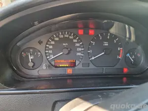BMW E36 Compact 316i Facelift  Bild 1