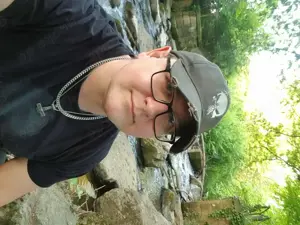 Er sucht sie für unkomplizierte Affäre Bild 3