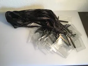 Ausweishüllen zum Umhängen