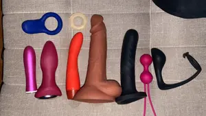 Suche Frauen die mit  mir geile  Bilder tauschen wollen 