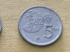 Münze Münzen Umlaufmünze Spanien 5 Pesetas 1980 im Stern 82