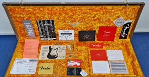 Fender USA Custom Shop Case Koffer 60s Brown - Gold NEU