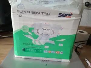 Super Seni Trio medium    cm 75-110    4x 10 Stück  in verschlossenem OVP