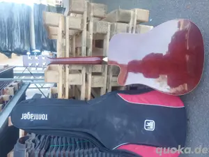 verkaufe Gitarre mit Tasche 