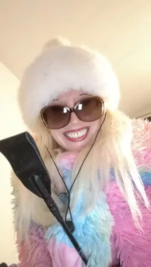 Diener Performance Deluxe Real Termin und passende online Variante Chat und Cam 2 Cam 