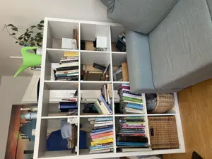 IKEA KALLAX Raumteiler in Weiß   gebraucht, stabil, vielseitig!