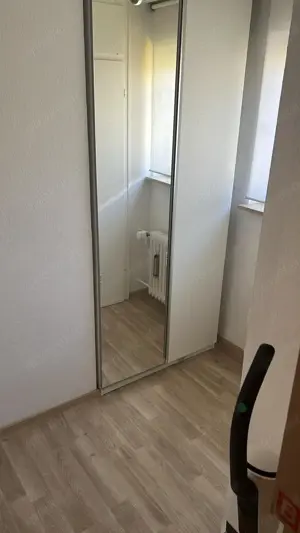 IKEA PAX Schrank mit Spiegel