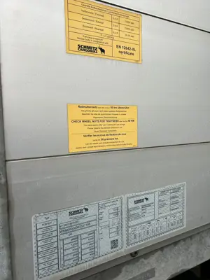 Schmitz Cargobull SCS 24 L Speed Curtain Getränkeauflieger XL 29000  netto Bild 6