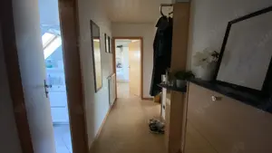 Helle möbilierte 2-Zimmer-Wohnung mit Einbauküche in Wesseling