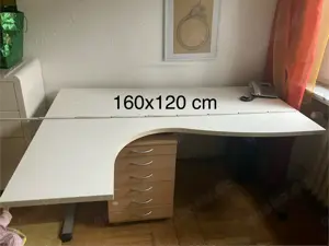 Schreibtisch (Platte mit separaten Füßen)