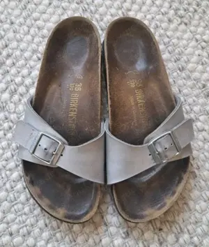 Getragene Birkenstocks   heiß & ehrlich