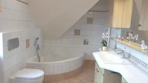 Großzügiges Haus 200qm , von Augsburg 12km, provisionsfrei Bild 5