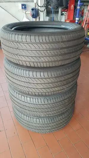 Sommerreifen-155-65-R14-165-70-R14-175-70-R14--165-65-R15-175-65-R15-185-60-R15-185-65-R15 Bild 2