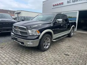 Dodge RAM Laramie Crew Cab 5.7l Hemi V8 4x4