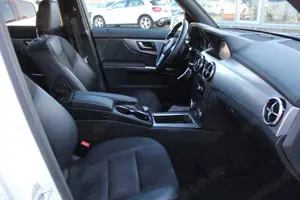 Mercedes-Benz GLK 350 CDI 4M*COMAND*Bi-Xenon(ILS)*Sport-Paket Bild 4
