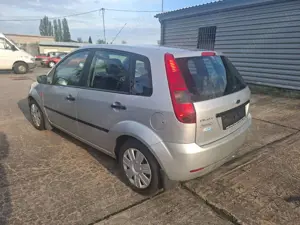 Ford Fiesta Futura Bild 4