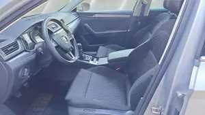 Skoda Superb Lim. Style Navi Kamera ACC Spur CarPlay Bild 5