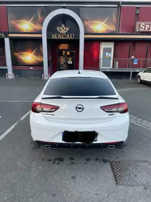 Opel Insignia Grand Sport 1.6 Direct InjectionTurbo Aut Ultimate