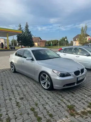 BMW 525 525i