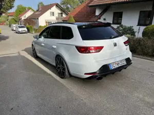 SEAT Leon FR