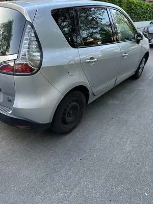 Renault Scenic Scenic dCi 110 EDC Xmod Bose Edition