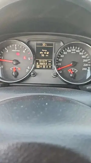 Nissan Qashqai Qashqai Diesel 2.0 dCi 4 x DPF acenta