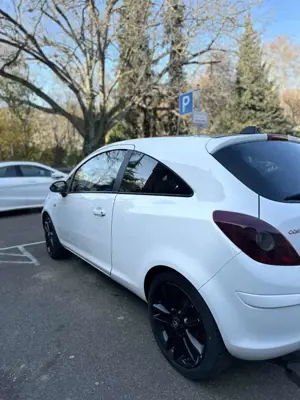 Opel Corsa 1.4 16V Edition