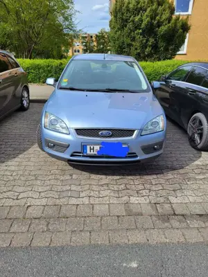 Ford Focus 1.6 Ti-VCT Ghia Bild 3