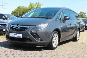 Opel Zafira Tourer 1.4/SHEFT/NAVI/SHZ/1HD/7SITZE/RCAM