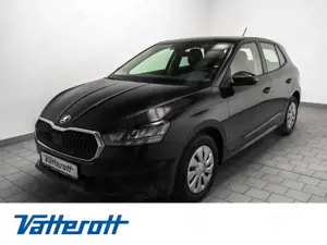 Skoda Fabia 1.0 ACTIVE Telefon Parkhilfe Sitzheiz