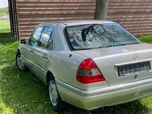Mercedes Benz  C 180  Daimler Chrysler 1 Hand