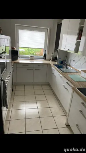 Hochwertige Küche Bild 9