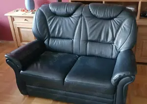Stylisches Leder-Sofa 