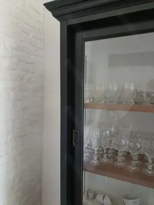 Buffet, Esszimmerschrank mit Glasaufsatz 