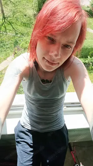 Ich möchte gerne meine nacktbilder und sexvideos an bieten 