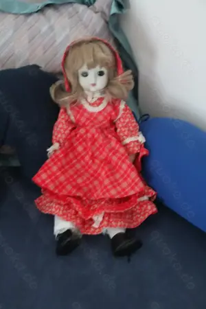 Porzellan Puppe, 47 cm groß