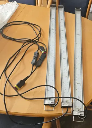 Drei Eheim powertLED+ marine hybrid breite 953 mm und ein LEDconrol+